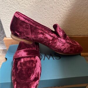 Toms Velvet Loafers in Deep Red